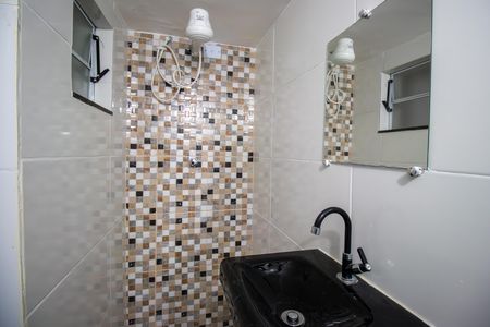 Casa para alugar com 68m², 4 quartos e 1 vagaBanheiro Social