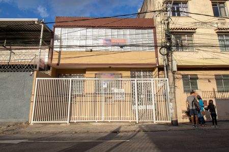 Casa para alugar com 68m², 4 quartos e 1 vagaFachada