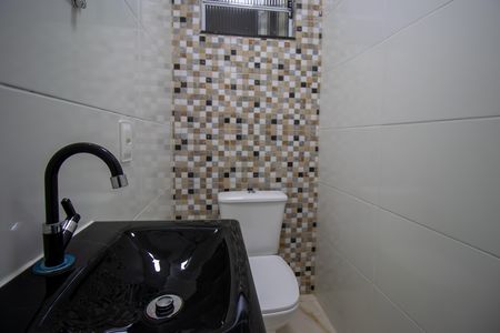 Casa para alugar com 68m², 4 quartos e 1 vagaBanheiro 2