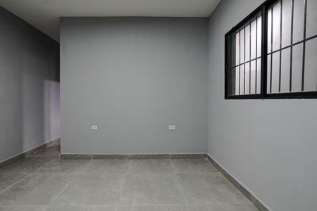 Sala de kitnet/studio para alugar com 2 quartos, 60m² em Jundiapeba, Mogi das Cruzes