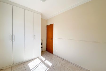 Apartamento para alugar com 70m², 3 quartos e 1 vaga