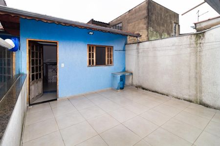 Casa para alugar com 63m², 2 quartos e 1 vagaQuintal