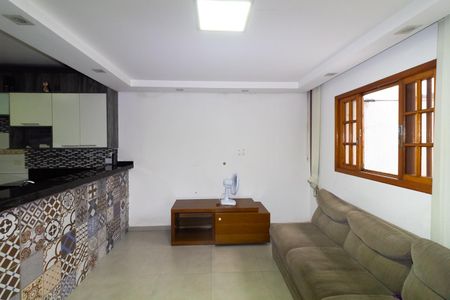 Casa para alugar com 63m², 2 quartos e 1 vagaSala