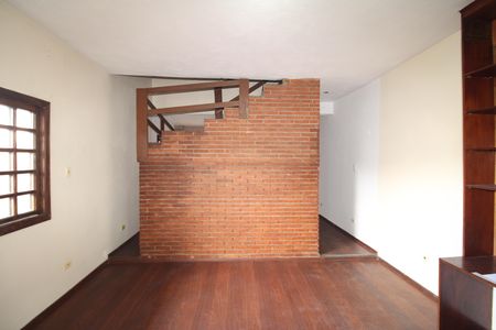 Casa à venda com 260m², 3 quartos e 1 vagaSala