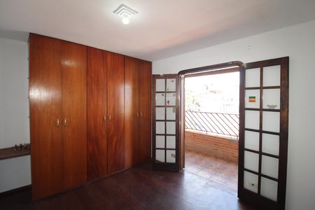 Casa à venda com 260m², 3 quartos e 1 vagaQuarto 2