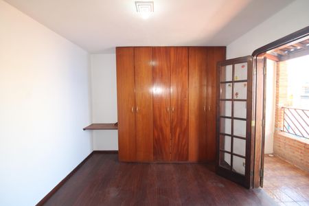 Casa à venda com 260m², 3 quartos e 1 vagaQuarto 2