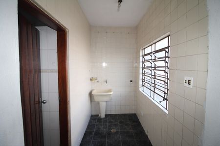 Casa à venda com 260m², 3 quartos e 1 vagaÁrea de Serviço