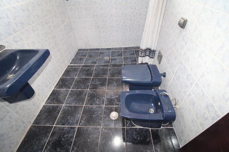 Casa à venda com 260m², 3 quartos e 1 vagaBanheiro