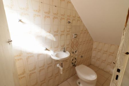 Casa à venda com 160m², 4 quartos e 2 vagasLavabo