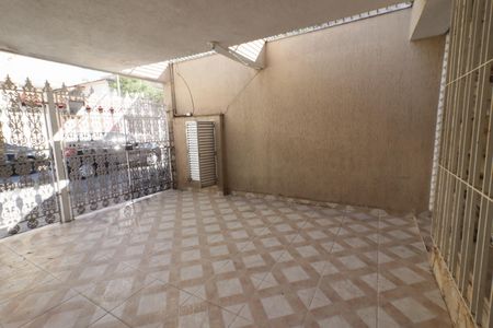 Casa à venda com 160m², 4 quartos e 2 vagasGaragem