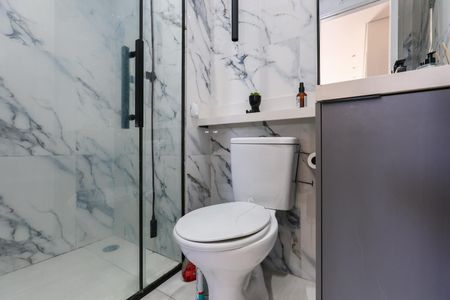 Apartamento à venda com 43m², 2 quartos e sem vaga Apartamento à venda com 43m², 2 quartos e sem vagaBanheiro