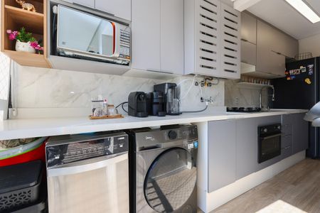 Apartamento à venda com 43m², 2 quartos e sem vaga Apartamento à venda com 43m², 2 quartos e sem vagaÁrea de Serviço
