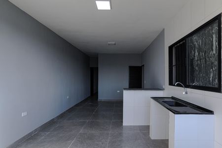 Cozinha de kitnet/studio para alugar com 1 quarto, 45m² em Jundiapeba, Mogi das Cruzes