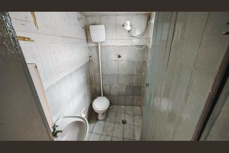 Banheiro de casa para alugar com 1 quarto, 50m² em Parque São Paulo, São Paulo