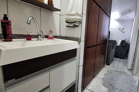 Apartamento à venda com 55m², 2 quartos e 1 vagaCorredor 