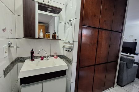 Apartamento à venda com 55m², 2 quartos e 1 vagaBanheiro 
