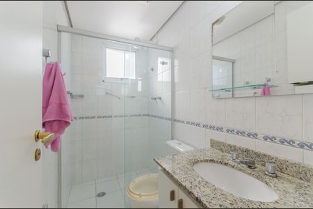 Apartamento à venda com 86m², 3 quartos e 2 vagas Apartamento à venda com 86m², 3 quartos e 2 vagasBanheiro da Suíte