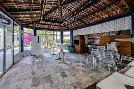 Apartamento à venda com 86m², 3 quartos e 2 vagas Apartamento à venda com 86m², 3 quartos e 2 vagasÁrea comum - Churrasqueira