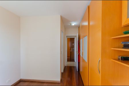 Apartamento à venda com 86m², 3 quartos e 2 vagas Apartamento à venda com 86m², 3 quartos e 2 vagasSuíte