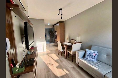 Sala de casa de condomínio para alugar com 2 quartos, 60m² em Olaria, Canoas