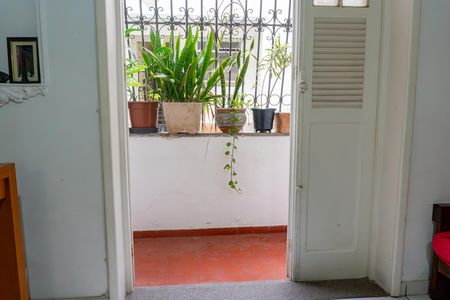 Apartamento à venda com 89m², 2 quartos e sem vaga Apartamento à venda com 89m², 2 quartos e sem vagaVaranda