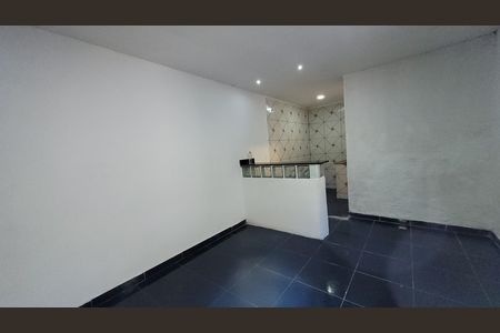 Casa para alugar com 27m², 1 quarto e sem vaga Casa para alugar com 27m², 1 quarto e sem vagaSala