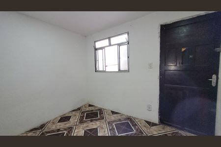 Casa para alugar com 27m², 1 quarto e sem vaga Casa para alugar com 27m², 1 quarto e sem vagaQuarto