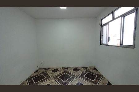 Casa para alugar com 27m², 1 quarto e sem vaga Casa para alugar com 27m², 1 quarto e sem vagaQuarto