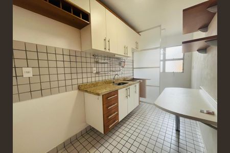 Foto 02 de apartamento à venda com 3 quartos, 64m² em Vila Morse, São Paulo