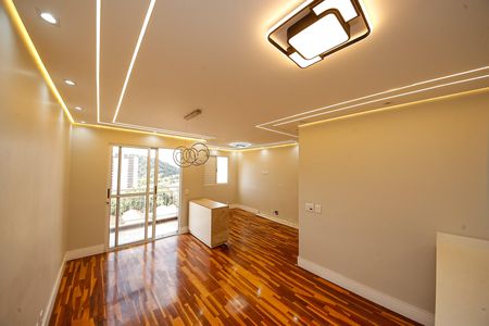 Apartamento à venda com 63m², 2 quartos e 1 vaga