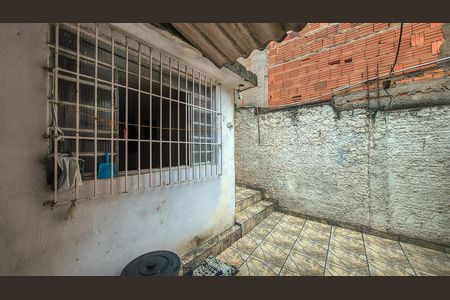 Casa para alugar com 40m², 1 quarto e sem vaga