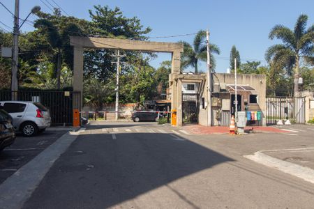 Apartamento para alugar com 48m², 2 quartos e 1 vaga Apartamento para alugar com 48m², 2 quartos e 1 vagaEntrada