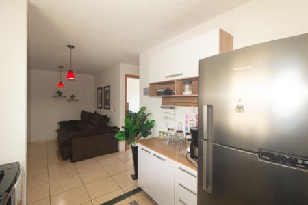 Apartamento para alugar com 48m², 2 quartos e 1 vaga Apartamento para alugar com 48m², 2 quartos e 1 vagaCozinha e Área de Serviço