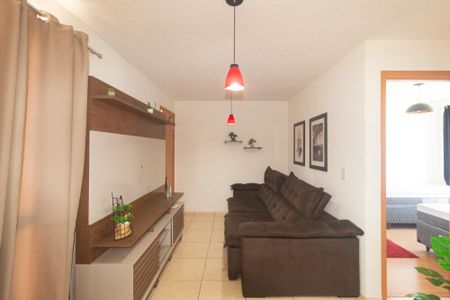 Sala de apartamento para alugar com 2 quartos, 48m² em Cosmos, Rio de Janeiro