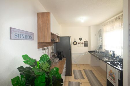 Apartamento para alugar com 48m², 2 quartos e 1 vaga Apartamento para alugar com 48m², 2 quartos e 1 vagaCozinha e Área de Serviço