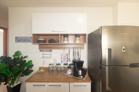 Apartamento para alugar com 48m², 2 quartos e 1 vaga Apartamento para alugar com 48m², 2 quartos e 1 vagaCozinha e Área de Serviço
