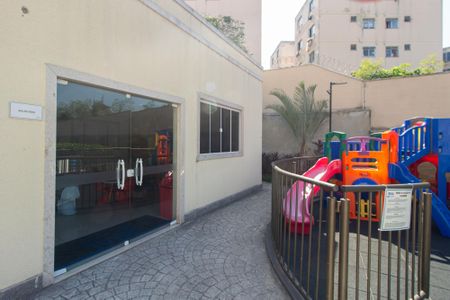 Apartamento para alugar com 48m², 2 quartos e 1 vaga Apartamento para alugar com 48m², 2 quartos e 1 vagaÁrea comum - Salão de festas