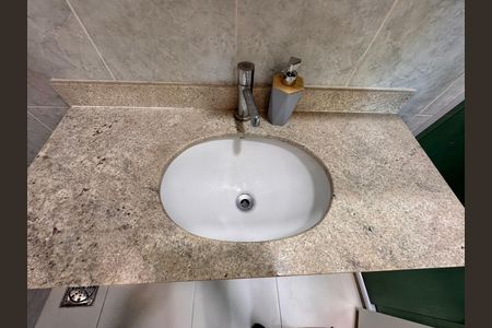 Casa à venda com 151m², 3 quartos e 2 vagas Casa à venda com 151m², 3 quartos e 2 vagasSuite 3 - Banheiro