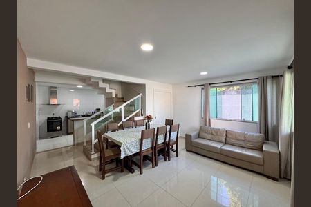 Sala de casa à venda com 3 quartos, 151m² em Recreio dos Bandeirantes, Rio de Janeiro