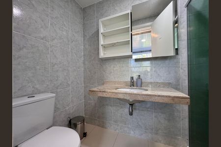 Casa à venda com 151m², 3 quartos e 2 vagas Casa à venda com 151m², 3 quartos e 2 vagasSuite 3 - Banheiro