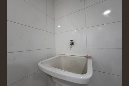 Casa à venda com 151m², 3 quartos e 2 vagas Casa à venda com 151m², 3 quartos e 2 vagasCozinha e Área de Serviço