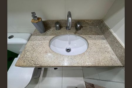 Casa à venda com 151m², 3 quartos e 2 vagas Casa à venda com 151m², 3 quartos e 2 vagasSuite 2 - Banheiro