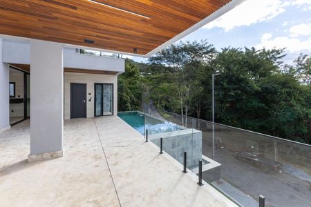 Casa de condomínio à venda com 560m², 5 quartos e 8 vagas Casa de condomínio à venda com 560m², 5 quartos e 8 vagasÁrea de Lazer