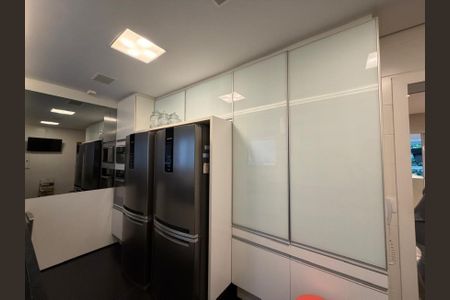 Apartamento à venda com 207m², 3 quartos e 3 vagas Apartamento à venda com 207m², 3 quartos e 3 vagasFoto 17