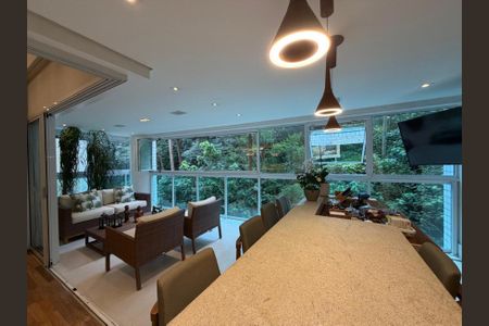 Foto 05 de apartamento à venda com 3 quartos, 207m² em Jardim Morumbi, São Paulo