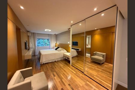 Apartamento à venda com 207m², 3 quartos e 3 vagas Apartamento à venda com 207m², 3 quartos e 3 vagasFoto 22