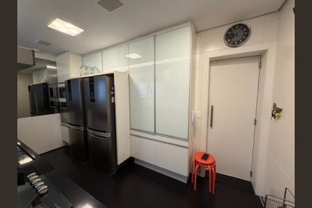 Apartamento à venda com 207m², 3 quartos e 3 vagas Apartamento à venda com 207m², 3 quartos e 3 vagasFoto 18