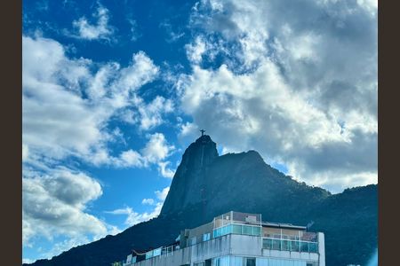 Apartamento à venda com 100m², 2 quartos e 2 vagas