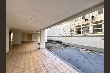 Apartamento à venda com 100m², 2 quartos e 2 vagas