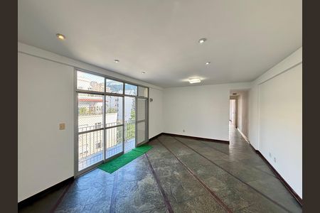 Apartamento à venda com 100m², 2 quartos e 2 vagas